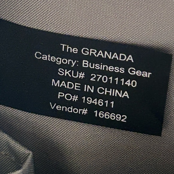 Swiss Gear Granada Business Gear Wheeled Suitcase Laptop Bag Carry On 17” Travel - Picture 11 of 16